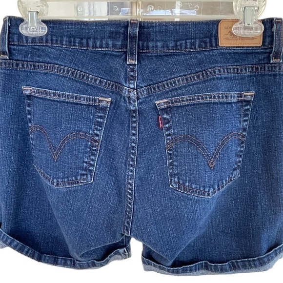 LEVI’S jeans shorts, size 14, cotton/spandex, cuffed legs, excellent condition - Picture 3 of 4